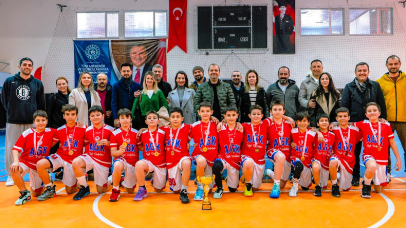 Gündoğdu basketbolda yine şampiyon!
