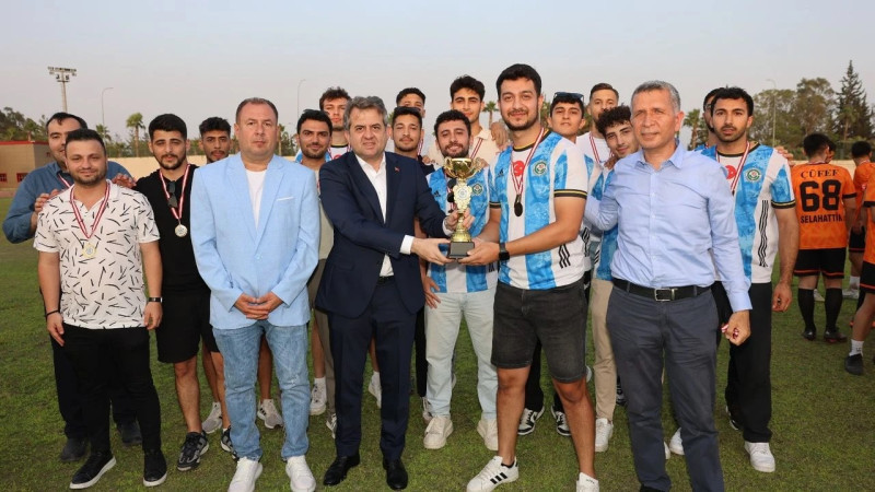 Çukurova Üniversitesinde Meral Delen Ünilig Müsabakaları Tamamlandı