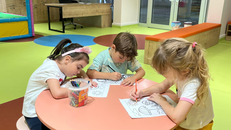 Ceyhan'da Çocuklar Hem Eğleniyor Hem Öğreniyor