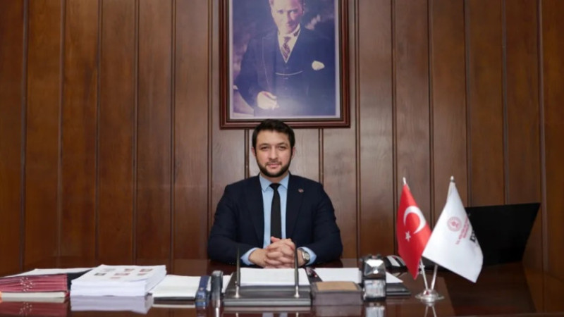 Adana Devlet Tiyatrosu sezonu açtı...