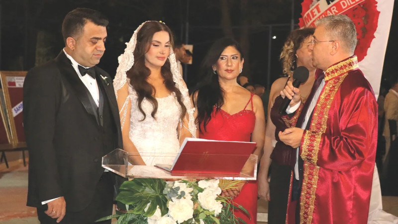 Adana'da Korkmaz ve Sevgi Ailesinin En Mutlu Günü