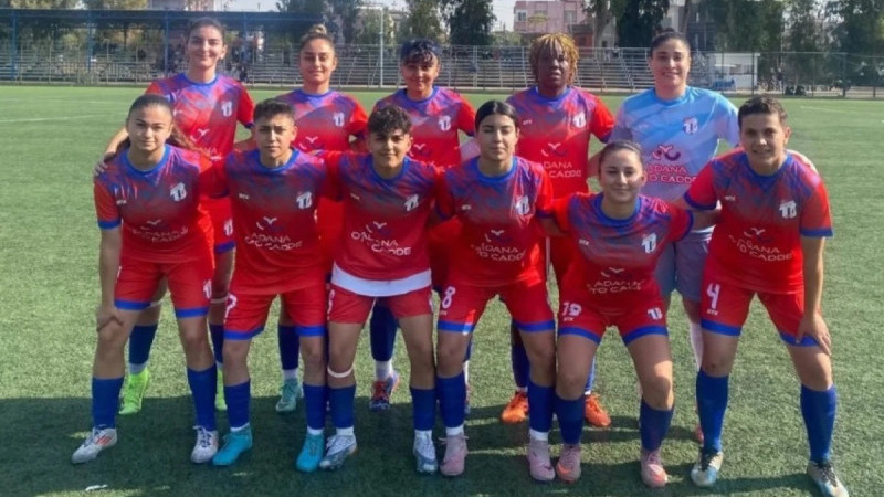 Adana İdmanyurdu, sahasında dağıldı:0-3