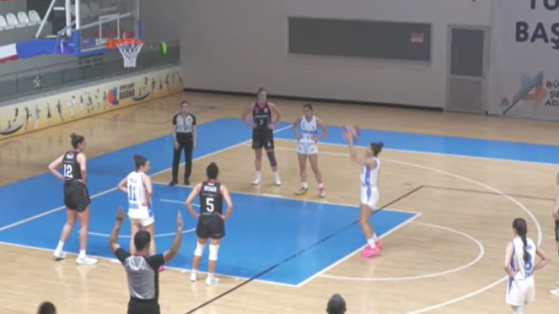 Adana Büyükşehir Belediyesi Evinde Yenildi:57-72