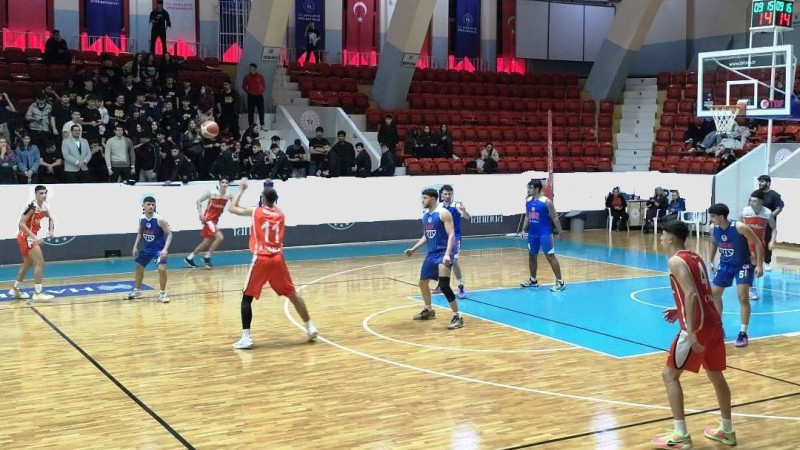 Eral Okulları Basketbolda Adana Şampiyonu