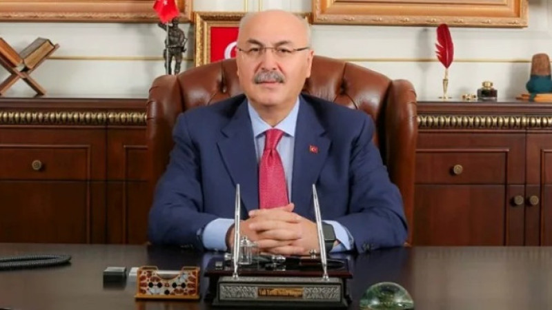 Vali Köşger, 'Kurtuluşumuzu 104. Yıldır büyük bir onur ve gururla kutluyoruz'