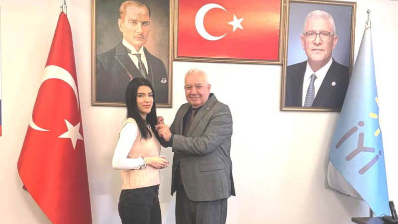 Zafer Partisi'nden İYİ Parti Seyhan İlçe'ye Toplu Katılım!