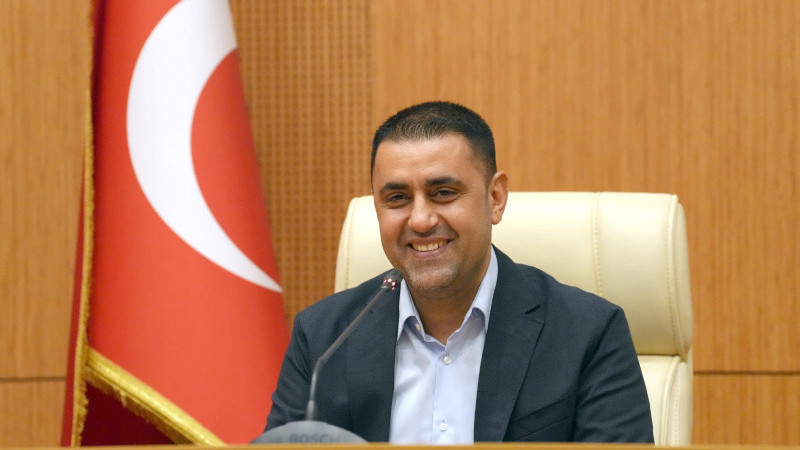 Çukurova Belediyesi'nden işçilere ödeme